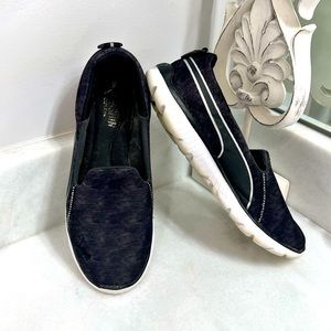 Puma Memory Foam slip on sneakers